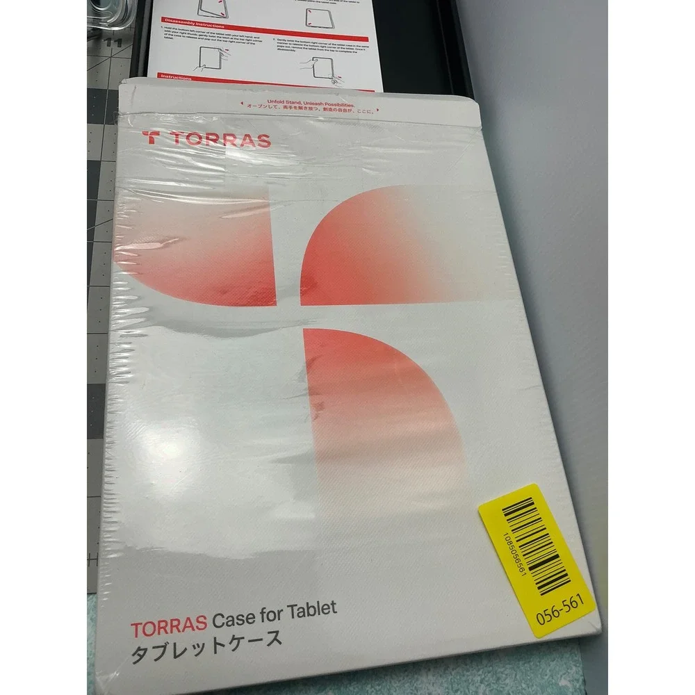 Torras Clear Tablet Case for iPad Pro 11 with White Integrated Kickstand Stylus